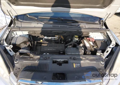 2015 Chevrolet Trax 1Ls z USA, uszkodzony, nr VIN KL7CJKSB8FB112592